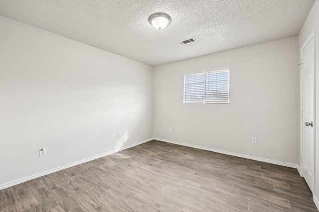 320 Edgewood Street, Krum, TX 76249