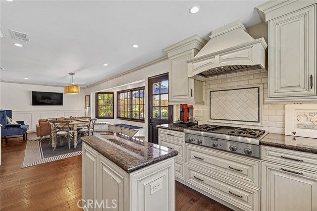 4200 Abbintgon Court, Westlake Village, CA 91361