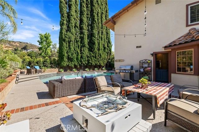 4200 Abbintgon Court, Westlake Village, CA 91361