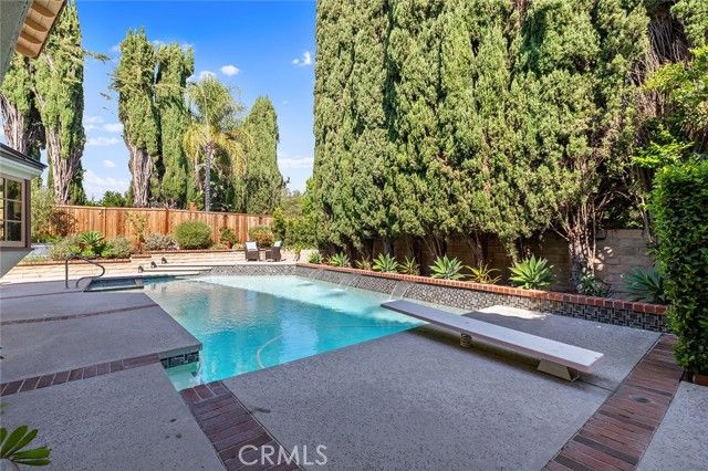 4200 Abbintgon Court, Westlake Village, CA 91361