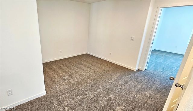 915 Violet Heron Street, Henderson, NV 89011