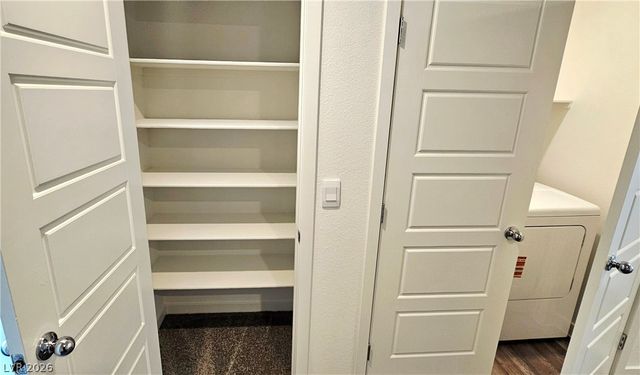 915 Violet Heron Street, Henderson, NV 89011