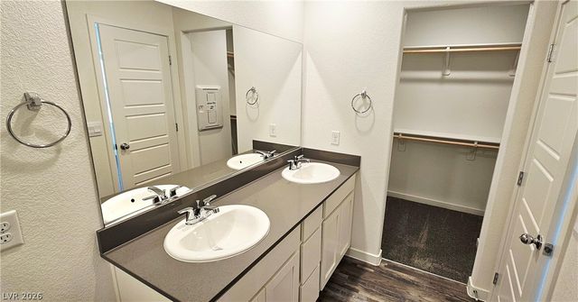 915 Violet Heron Street, Henderson, NV 89011