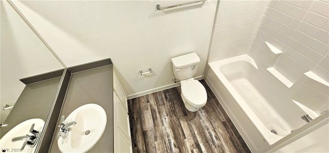 915 Violet Heron Street, Henderson, NV 89011