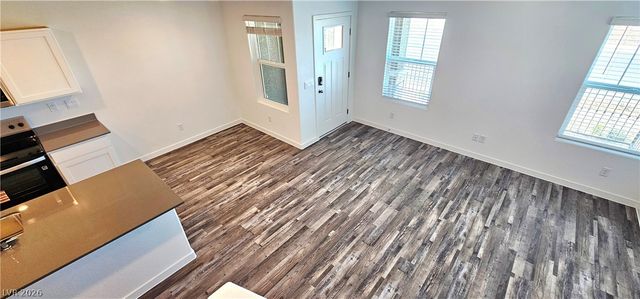 915 Violet Heron Street, Henderson, NV 89011