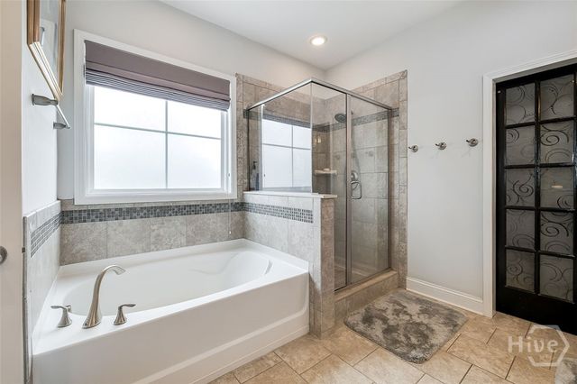 137 Greyfield Circle, Savannah, GA 31407