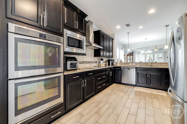 137 Greyfield Circle, Savannah, GA 31407