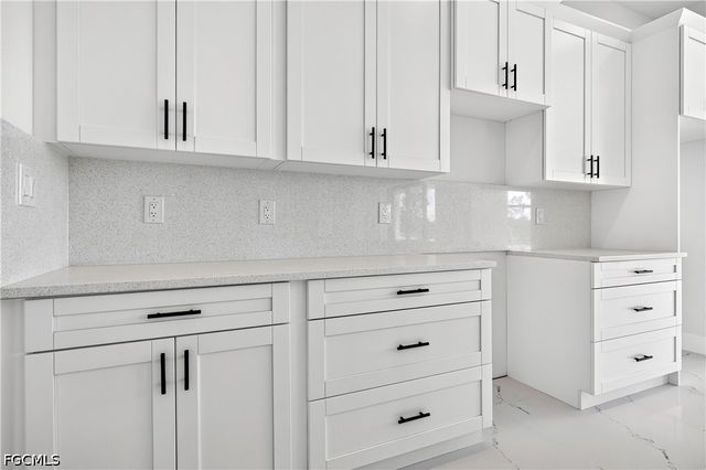 816 Floyd AVE S, Lehigh Acres, FL 33976