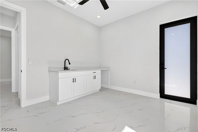 816 Floyd AVE S, Lehigh Acres, FL 33976