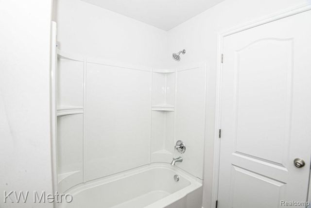 34625 John Bartley Circle, Sterling Heights, MI 48310