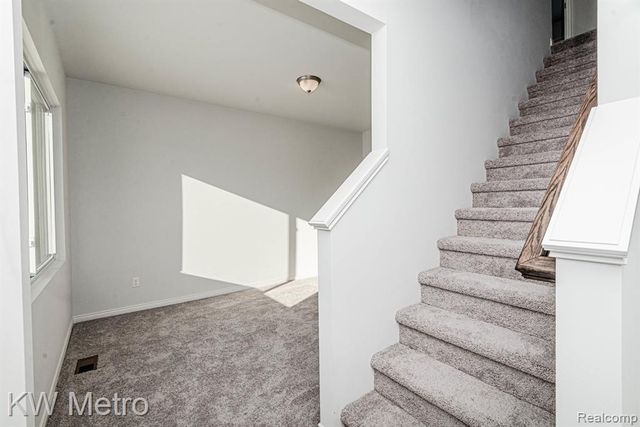 34625 John Bartley Circle, Sterling Heights, MI 48310