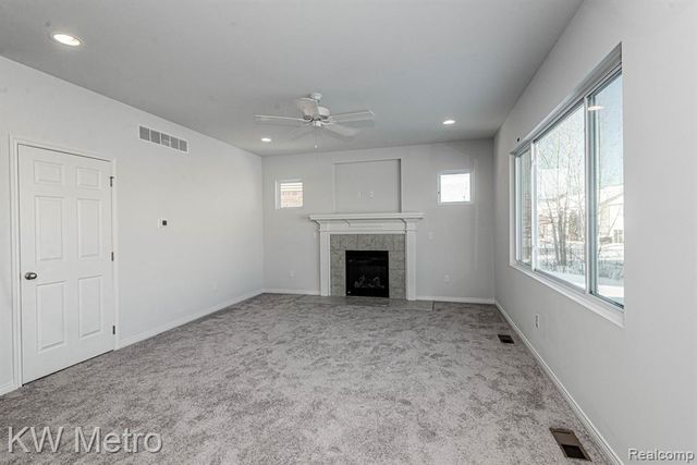 34625 John Bartley Circle, Sterling Heights, MI 48310