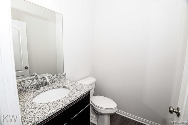 34625 John Bartley Circle, Sterling Heights, MI 48310