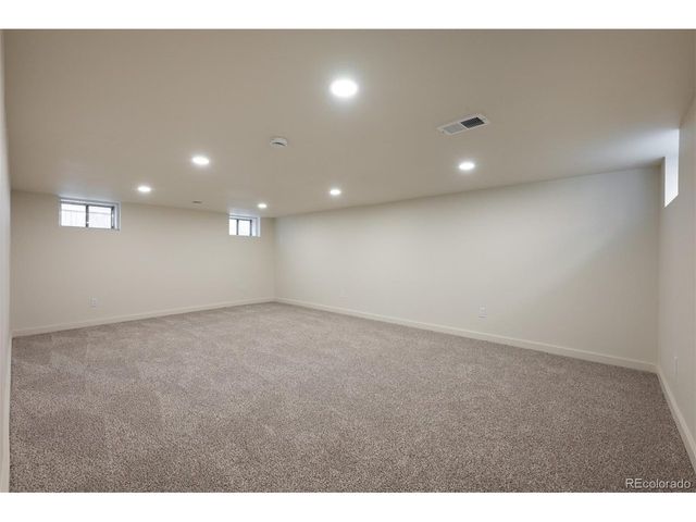 2056 S Lincoln St, Denver, CO 80210