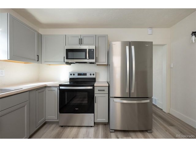 2056 S Lincoln St, Denver, CO 80210