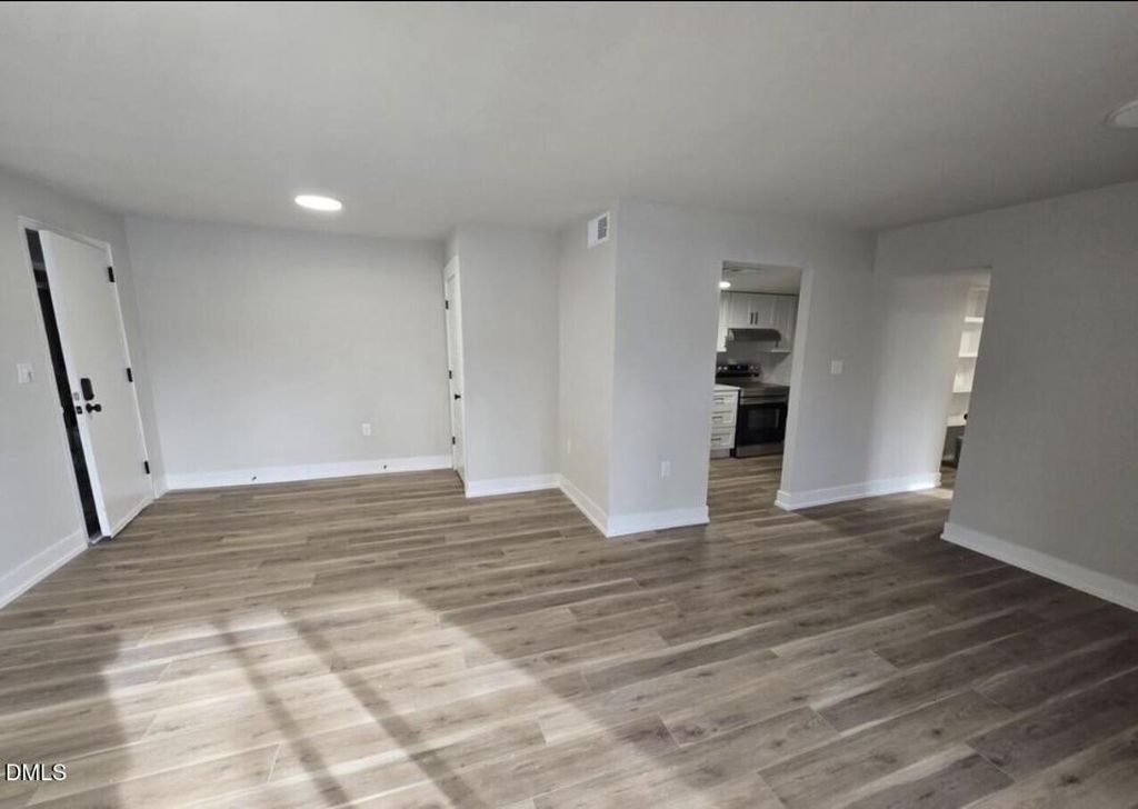 500 Umstead Drive 306, Chapel Hill, NC 27516