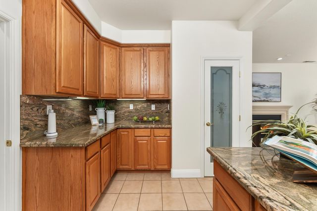 116 Wolf River Ct, Roseville, CA 95661