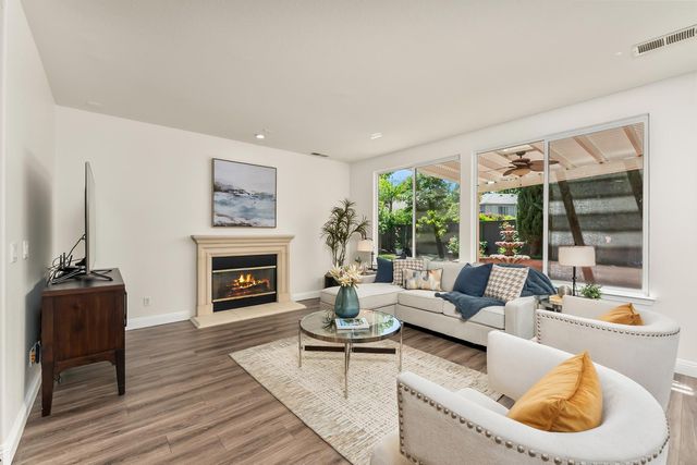 116 Wolf River Ct, Roseville, CA 95661