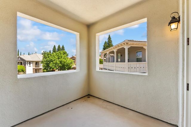 116 Wolf River Ct, Roseville, CA 95661