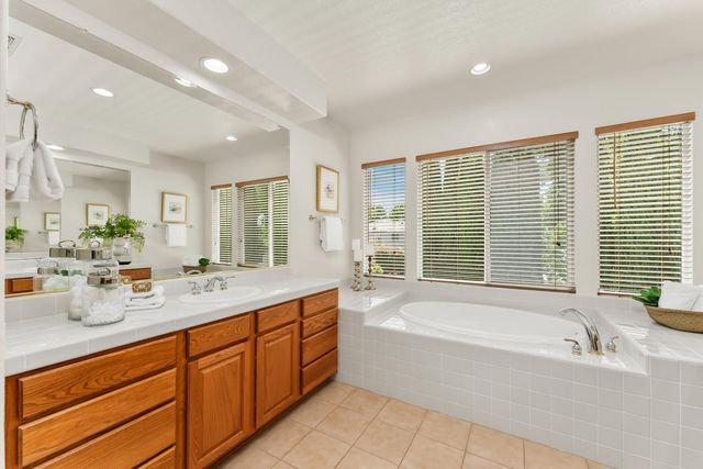 116 Wolf River Ct, Roseville, CA 95661