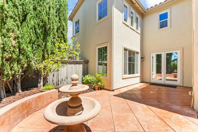 116 Wolf River Ct, Roseville, CA 95661