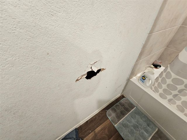 14902 Cypress Hollow Drive, Patton Village, TX 77357