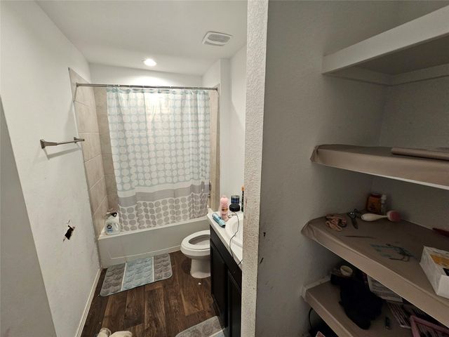 14902 Cypress Hollow Drive, Patton Village, TX 77357