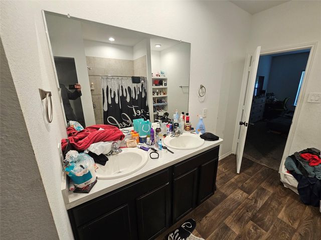 14902 Cypress Hollow Drive, Patton Village, TX 77357