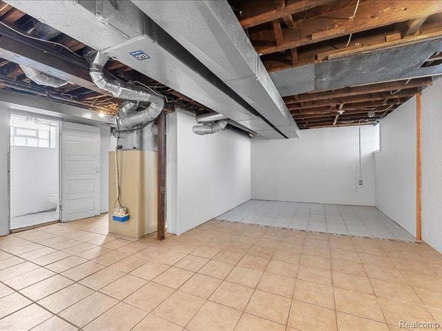 349 Clinton Street, Wyandotte, MI 48192