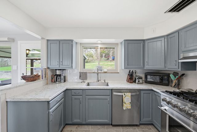 1219 Cocker DRIVE, Bethel Park, PA 15102
