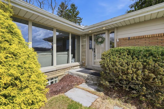 1219 Cocker DRIVE, Bethel Park, PA 15102