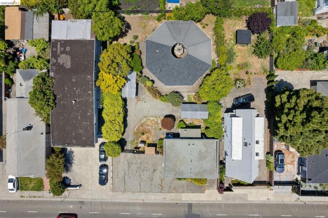 1535 Ashby Ave, Berkeley, CA 94703