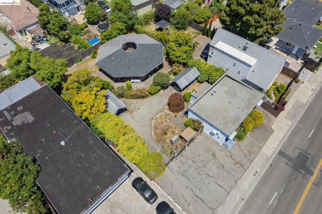 1535 Ashby Ave, Berkeley, CA 94703