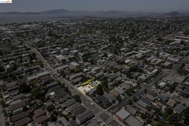 1535 Ashby Ave, Berkeley, CA 94703