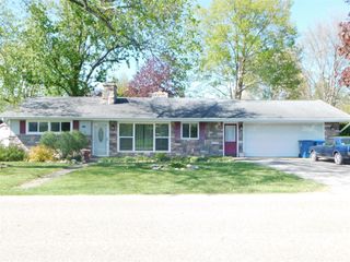 304 W Edgar Bergen Boulevard, Decatur, MI 49045