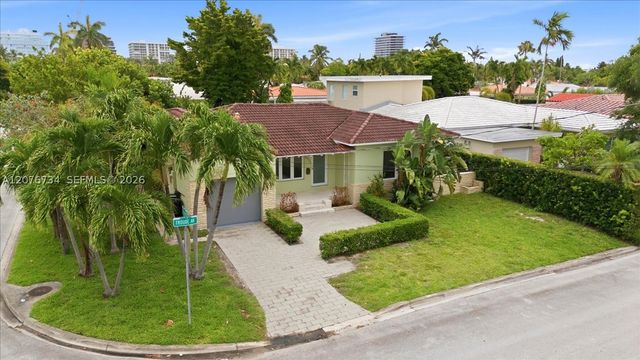 8975 Froude Ave, Surfside, FL 33154