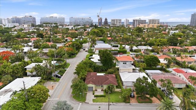 8975 Froude Ave, Surfside, FL 33154