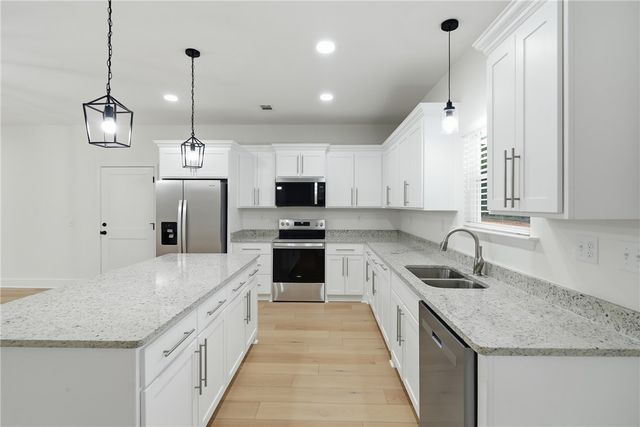 110 Purser Drive, Jesup, GA 31545