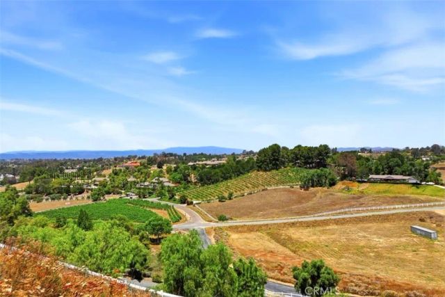 34351 Calle Vista, Temecula, CA 92592