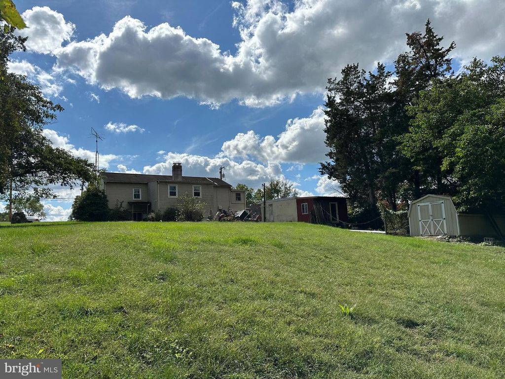 6928 LINGANORE RD, Frederick, MD 21701