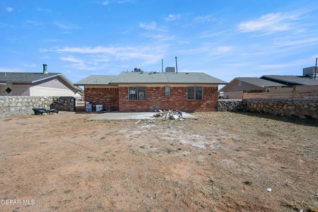 10821 CHERT Street, El Paso, TX 79924