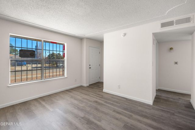 10821 CHERT Street, El Paso, TX 79924