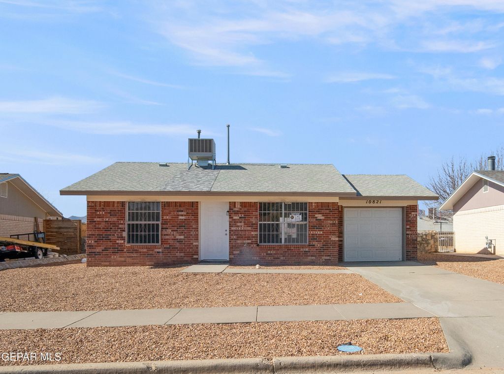 10821 CHERT Street, El Paso, TX 79924