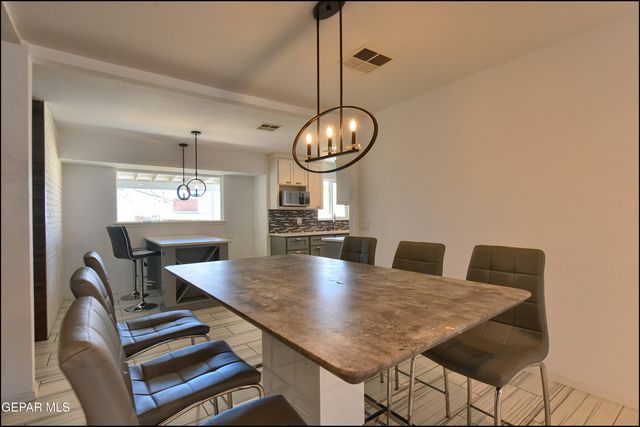 6209 HEATH Way, El Paso, TX 79912