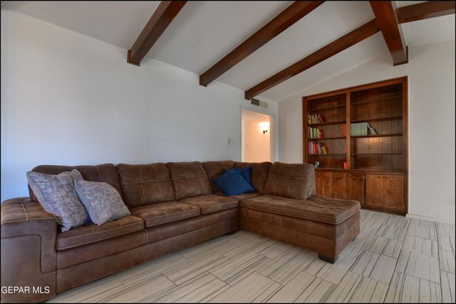 6209 HEATH Way, El Paso, TX 79912