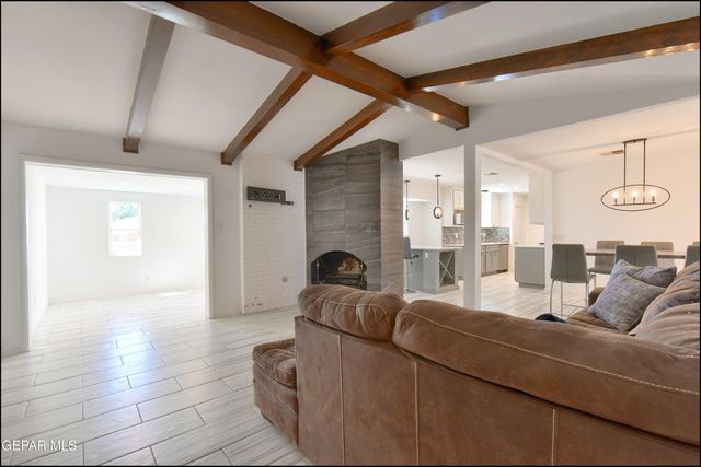 6209 HEATH Way, El Paso, TX 79912