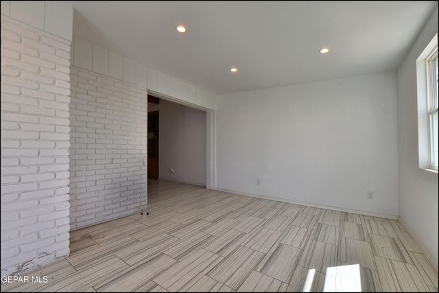 6209 HEATH Way, El Paso, TX 79912