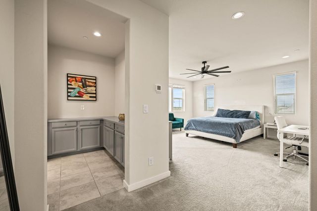 4040 Aura Way, Rancho Cordova, CA 95742