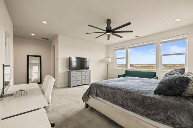 4040 Aura Way, Rancho Cordova, CA 95742