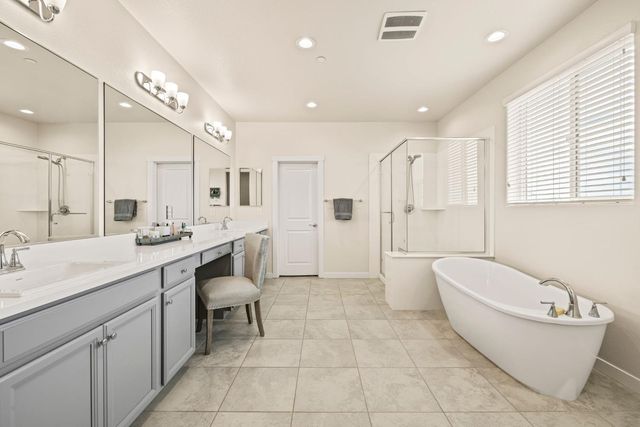 4040 Aura Way, Rancho Cordova, CA 95742